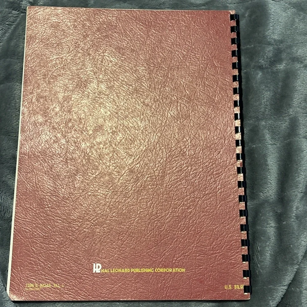 The Ultimate Christmas Fake Book C Edition Piano Vocal Guitar Keyboard - 1985